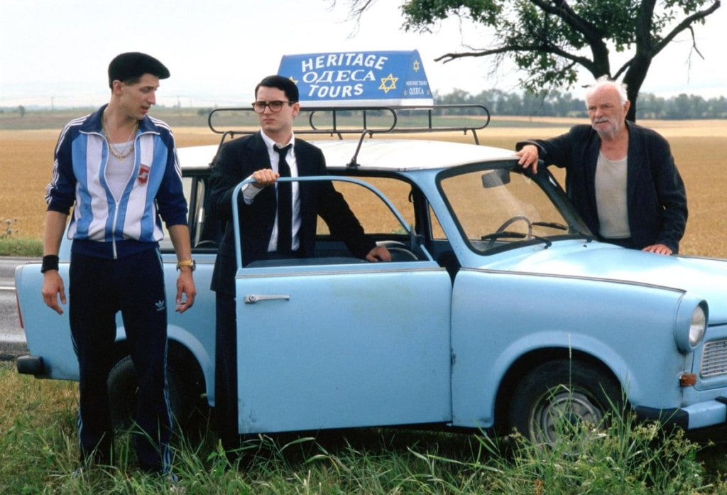 Her Şey Aydınlandı Bir Garip Yol Filmi