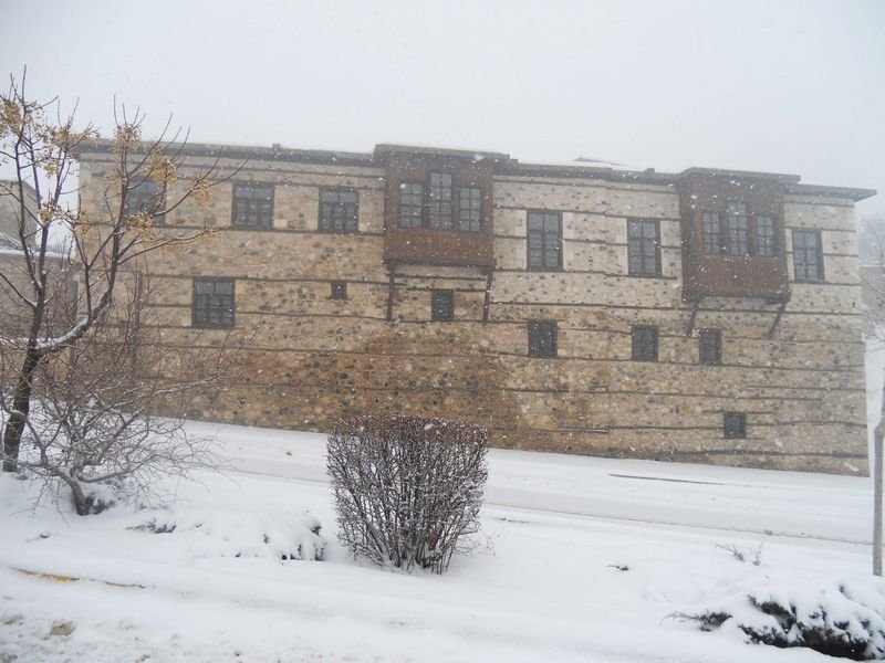 025-9.jpg