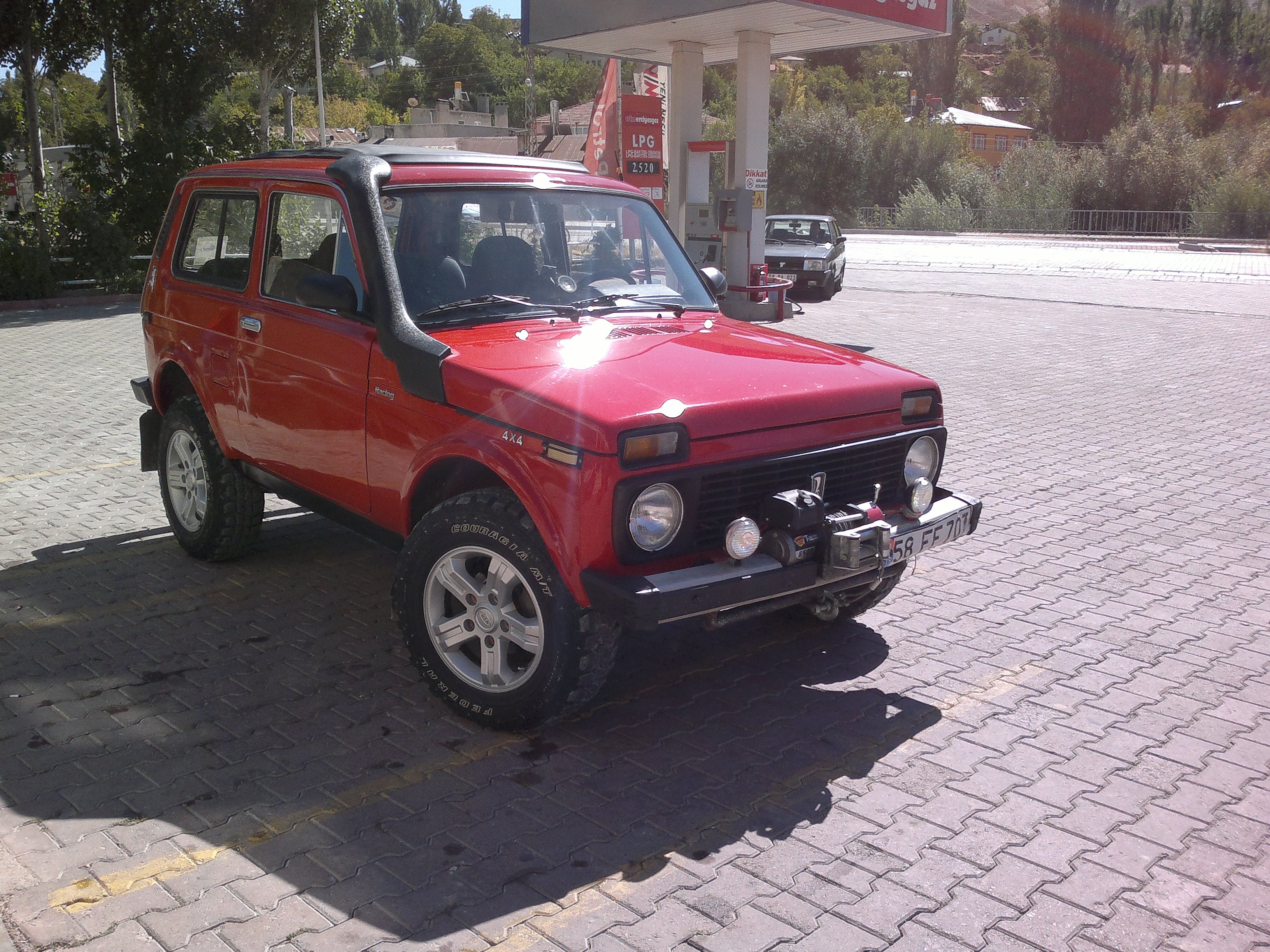 051020112000.jpg