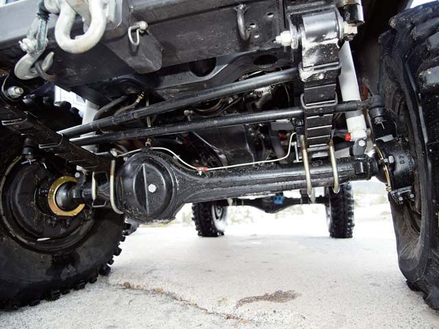 0611_4wd_04_z+1957_land_rover+front_axle.jpg