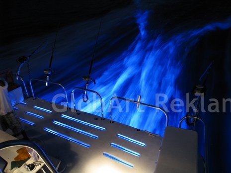 06_07_2012_22_51_56DeepseaPowerLight_18LED-thumb-465x348-283.jpg