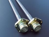 0704_4wd_007_z_+land_rover+new_axle_shafts.jpg