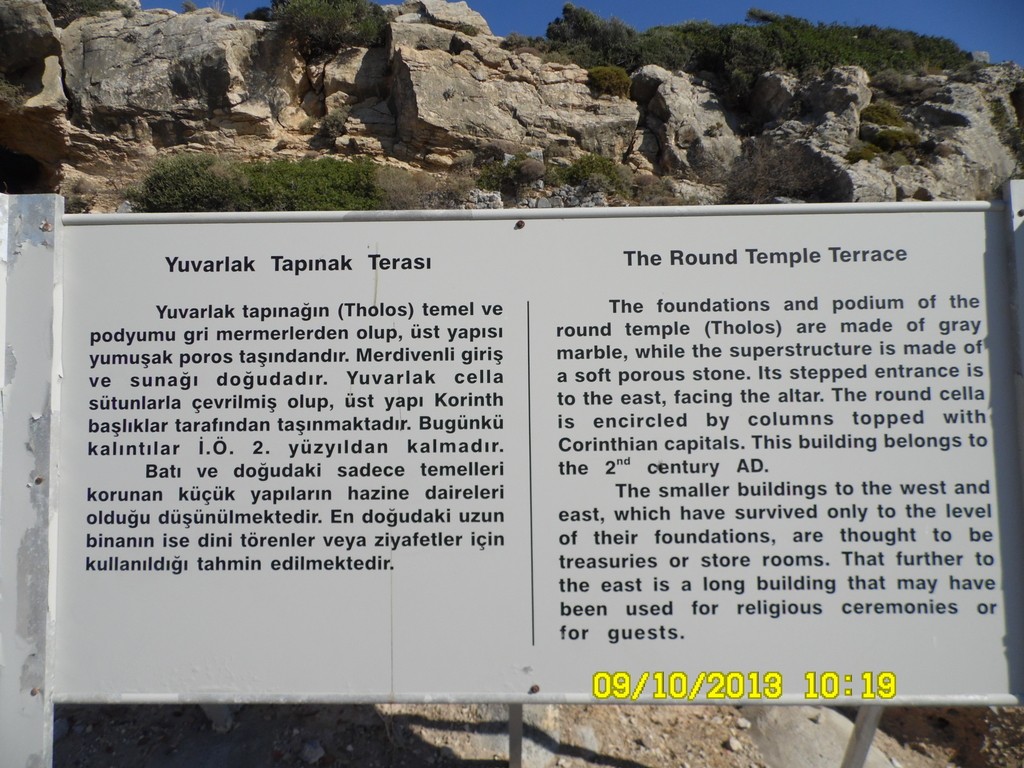 09-10-10-19-Knidos-YuvarlakTapinak.JPG