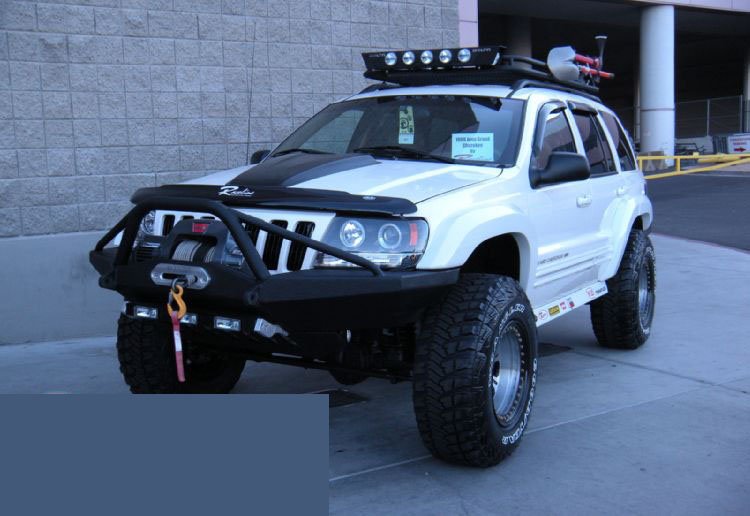 0911_4wdweb_04+2009_sema_show+white_jeep_grand_cherokee_wj.jpg