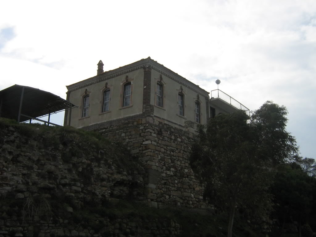 10-11ubatFOA102.jpg