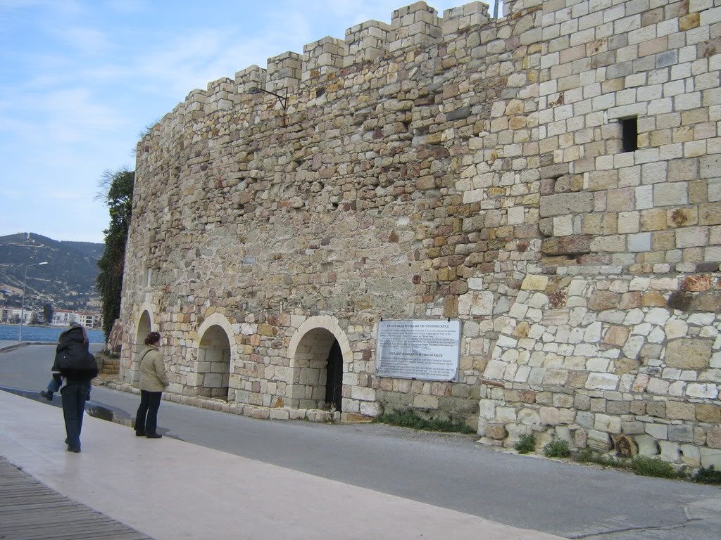 10-11ubatFOA135.jpg
