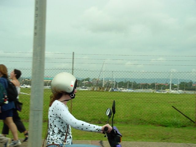 12 w&m kask.jpg