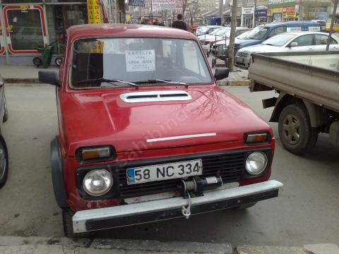 12538267_e3h.jpg