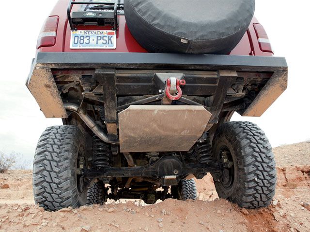129_0605_04_z+1996_land_rover_discovery+rear_bumper.jpg