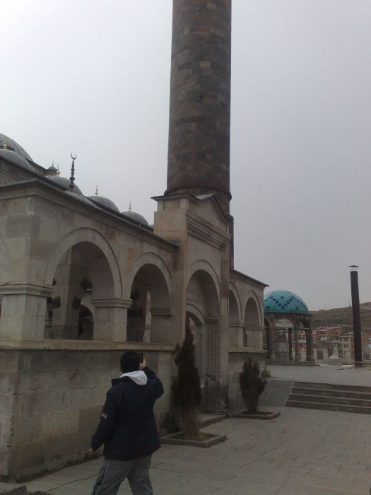 13032010048.jpg