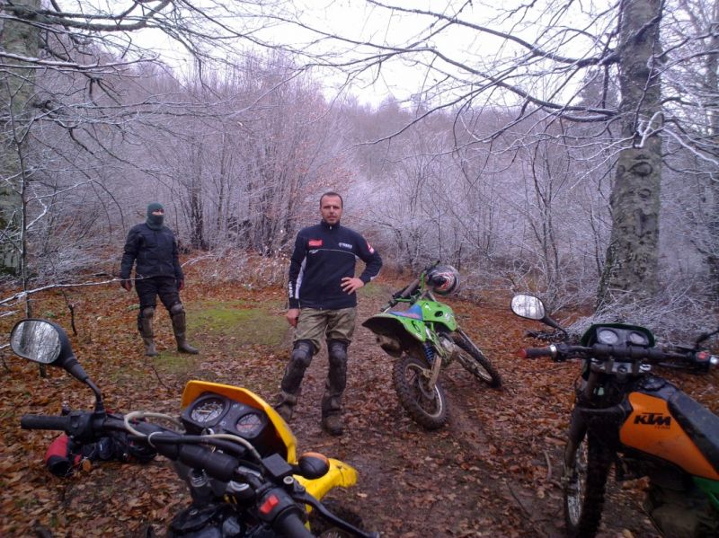 13122009242 (1077 x 807).jpg