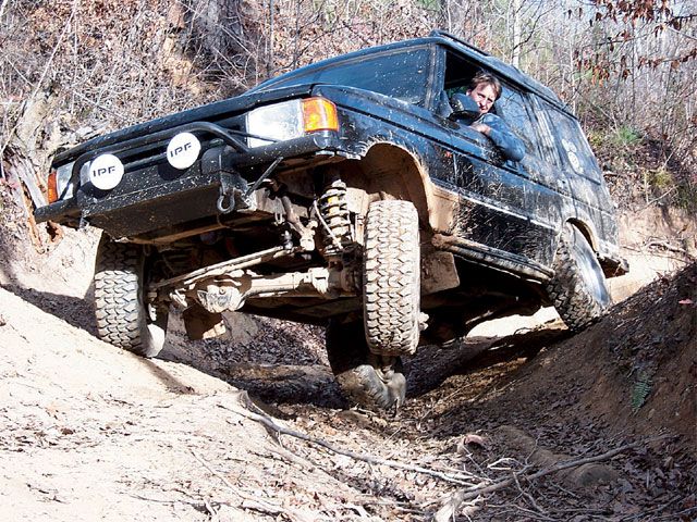 131_0808_12_z+august_2008_4x4_trucks+1998_land_rover_discovery.jpg