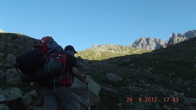 14_Mezovit_kaÃƒÂƒÃ‚ÂƒÃƒÂ‚Ã‚Â§kar zirve ve ay.JPG