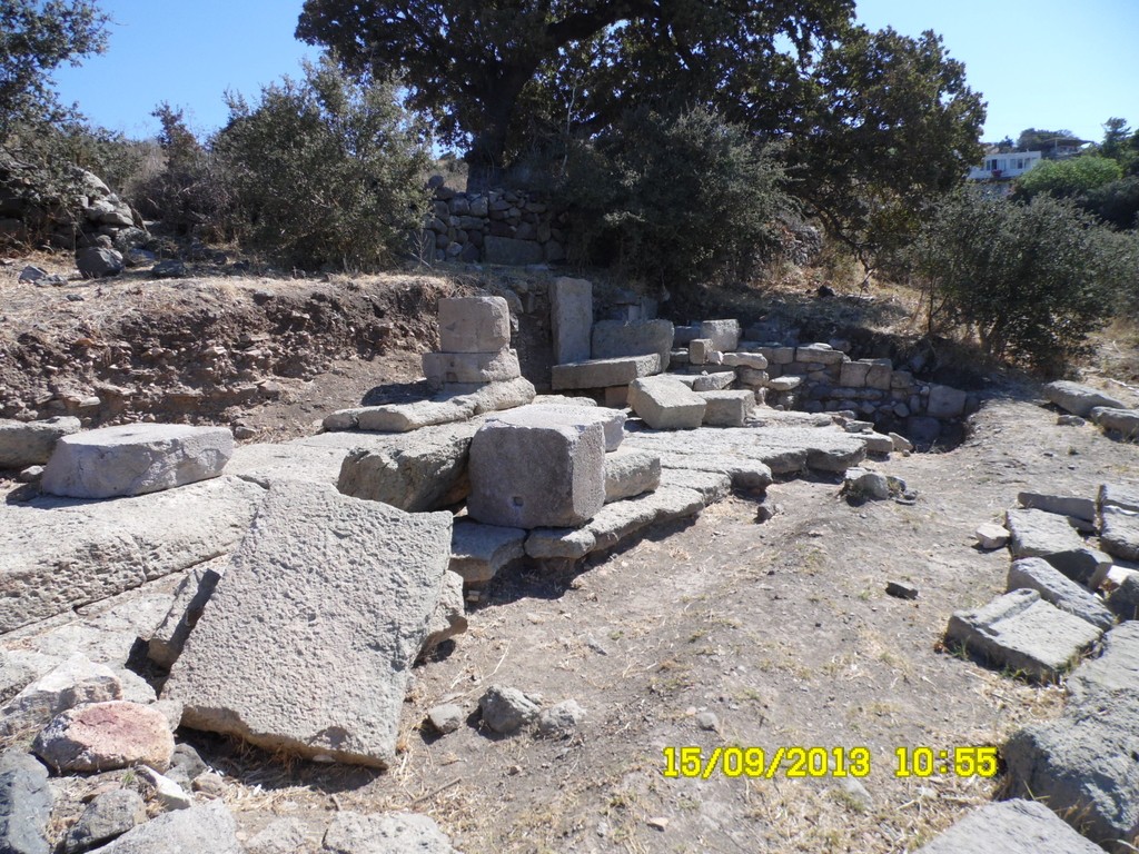 15-09-10-55-GumuslukMyndos.JPG