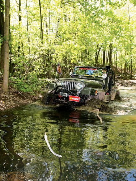 154_0706_01_z+jeep_cj+front_view_water.jpg