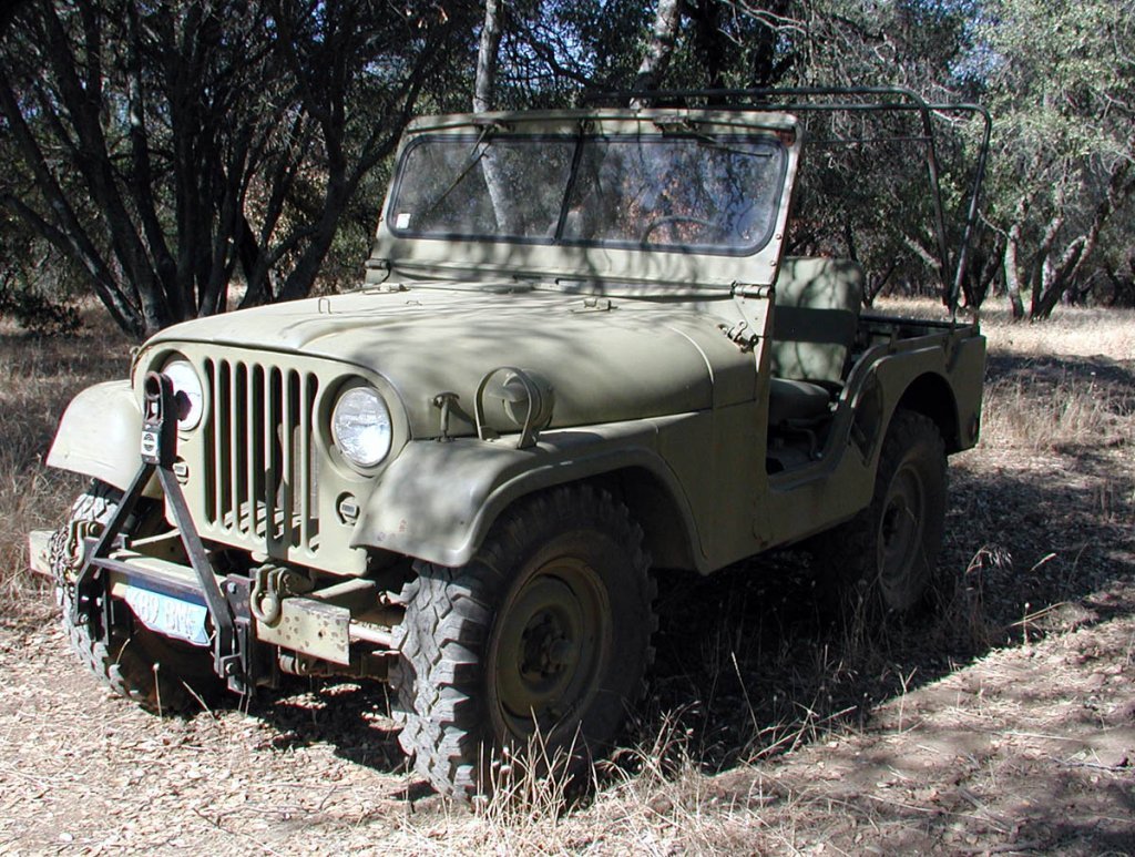 1961-Willys-M38A1-Jeep-003.jpg