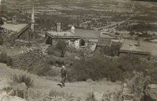 1977ANAKKALEBEHRAMKALE-ASSOSKYFOTOR.jpg