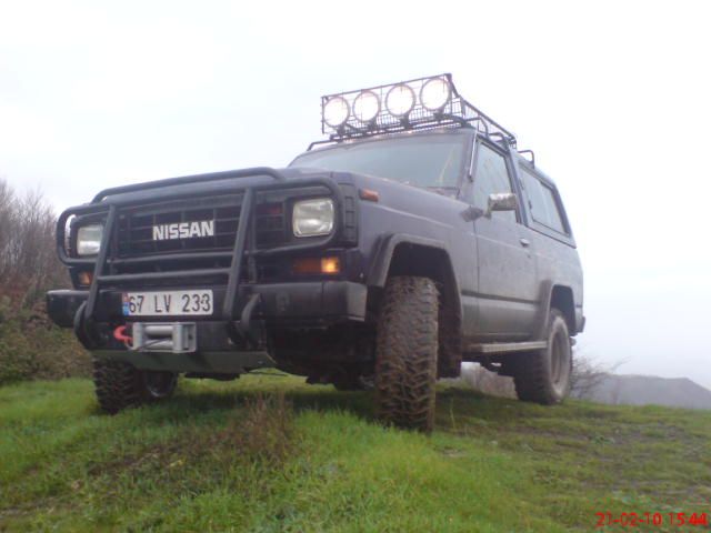 1986 Nissan Patrol1-SD33-Subat 2010.jpg