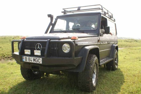 1988-mercedes-g-klasse-230-ge-00.jpg
