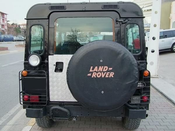 198820DEFENDER20SIYAH2015320020KM6.jpg
