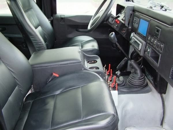 198820DEFENDER20SIYAH2015320020KM8.jpg