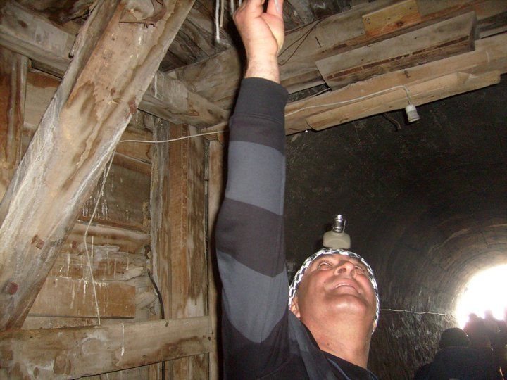 199214_169543696430251_100001238667995_437046_6458098_n.jpg