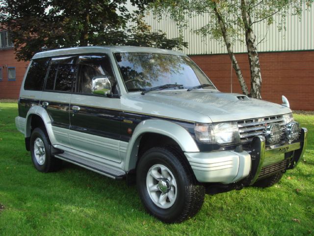 1994_mitsubishi_pajero-pic-7914629770295529262.jpg