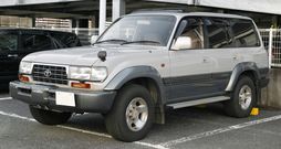 1Toyota-Land-Cruiser-photo-14.jpg