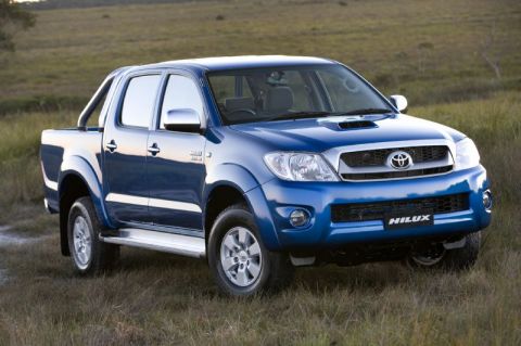 2008-toyota-hilux.jpg