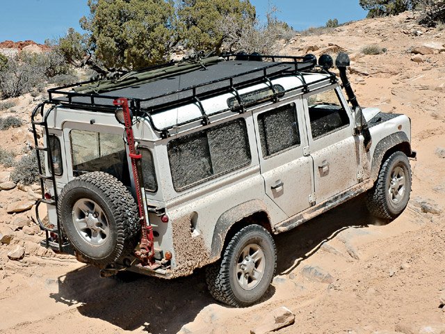 2009+defender_110.jpg