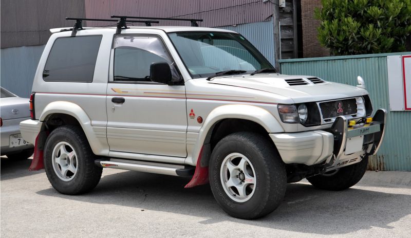20090217225117!Mitsubishi_Pajero_005.jpg