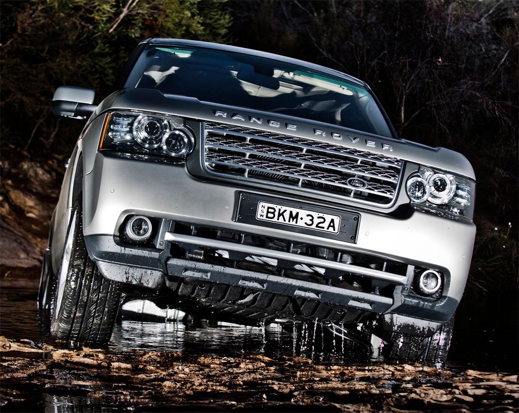 2010-Range-Rover-Vogue-1.jpg