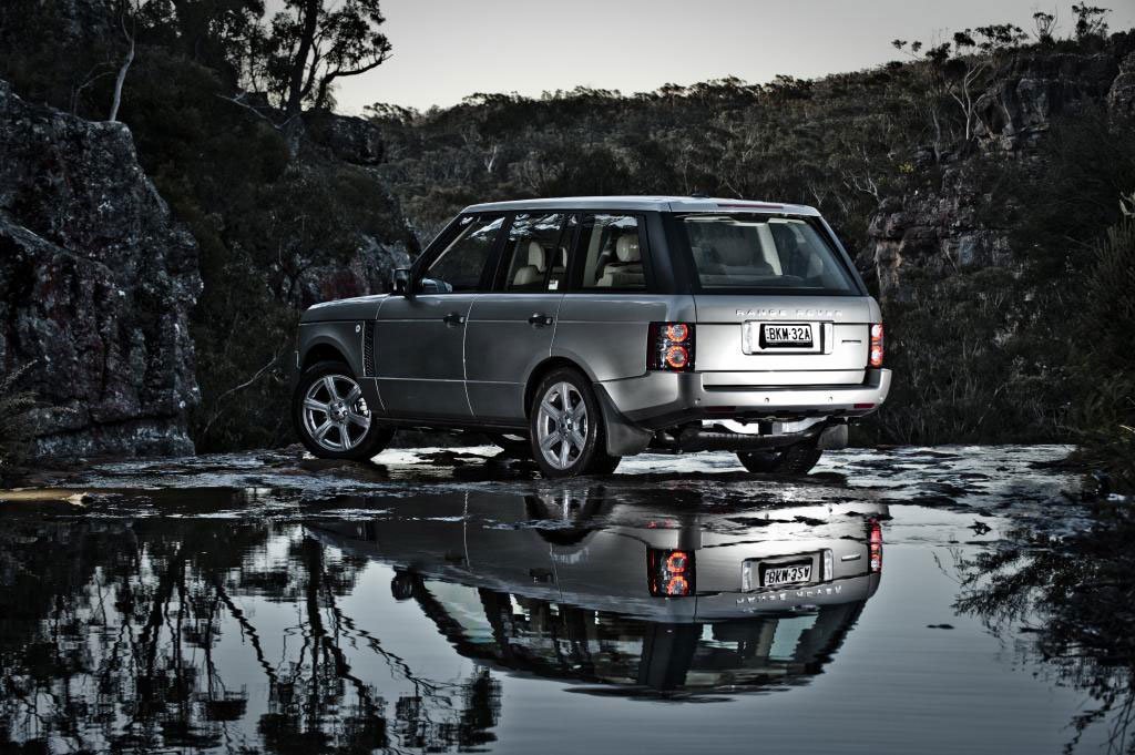 2010-Range-Rover-Vogue-3.jpg