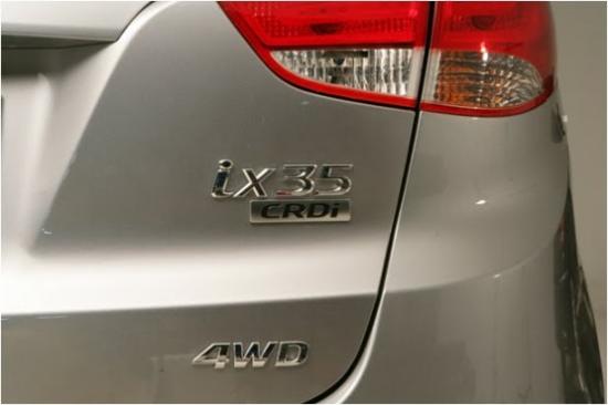 2010_hyundai_ix35_teaser_02.jpg