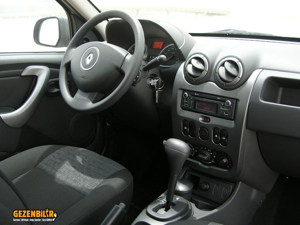 2012-Renault-Duster-7.jpg