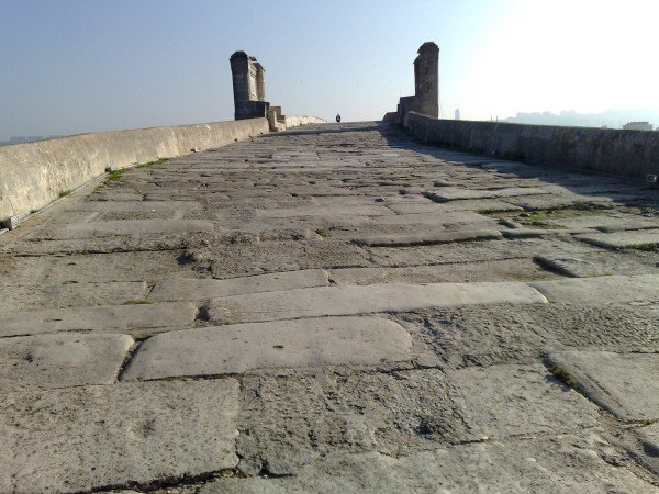 22.10.2009 KANUN? SULTAN SÜLEYMAN KÖPRÜSÜ KOCA M?MAR S?NAN ESER? (11).jpg