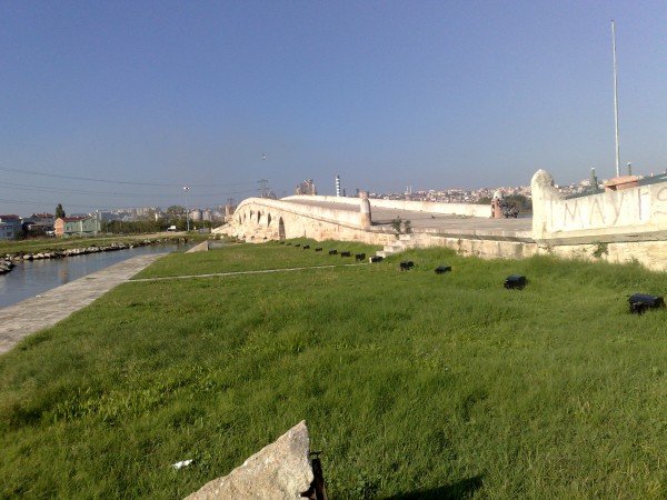 22.10.2009 KANUN? SULTAN SÜLEYMAN KÖPRÜSÜ KOCA M?MAR S?NAN ESER? (20).jpg