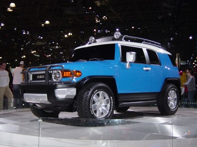 25-toyota_fj_cruiser.sized.jpg