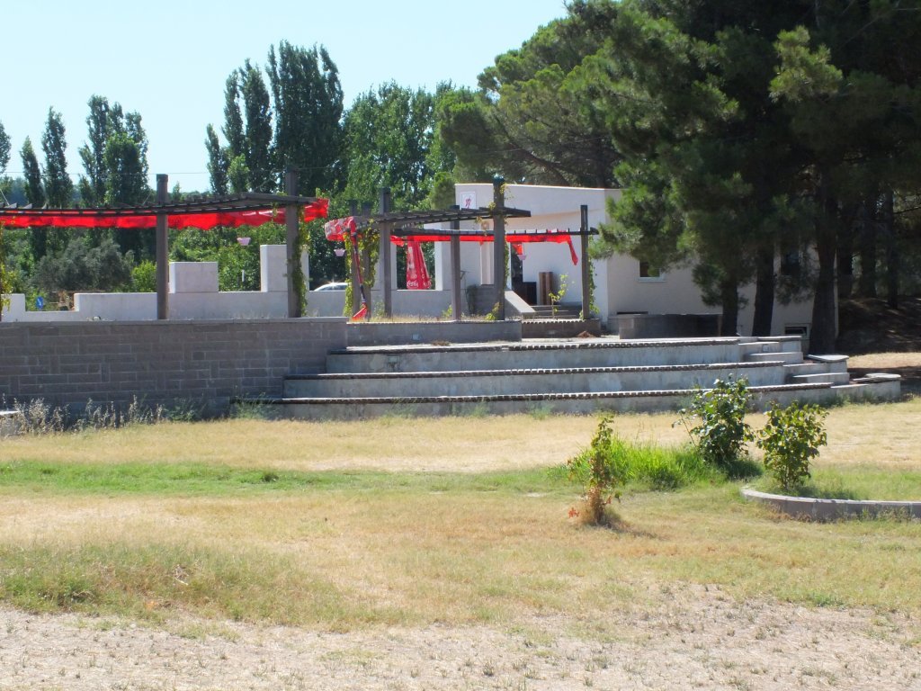 276.JPG