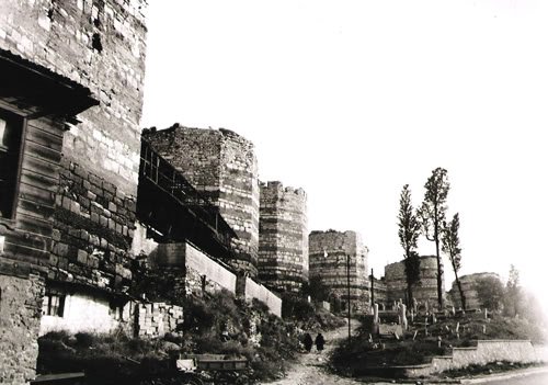 304stanbulsurlari8qf.jpg