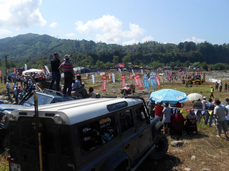 30_800x600.JPG