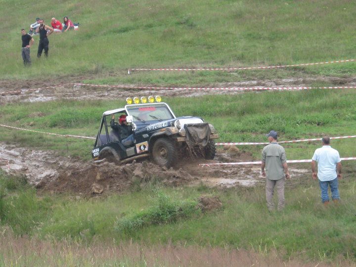 38310_1456201319911_1079686587_31295367_1367408_n.jpg