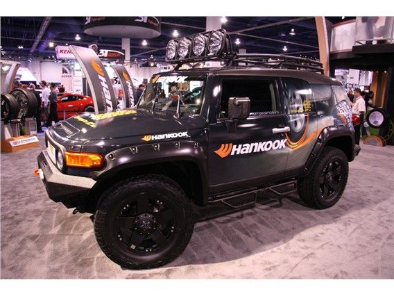 42-hankook_fj_cruiser_1-568-426.jpg