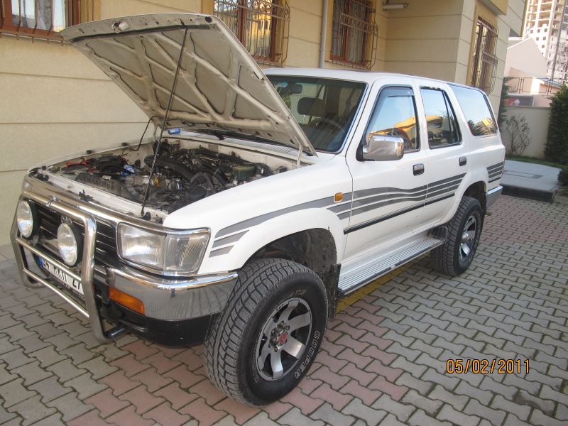 4RRUNNER.jpg