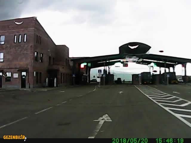 7-vlcsnap-2018-10-26-16h21m29s885.jpg