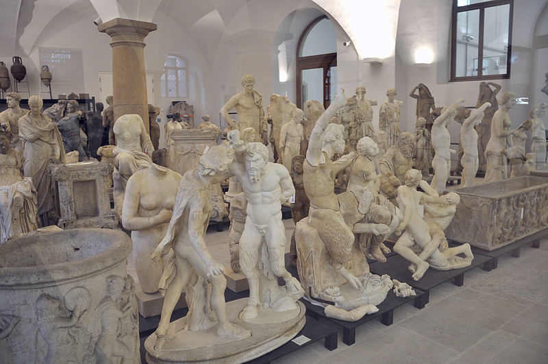 800px-Dresden_Albertinum_2010_Schaudepot.jpg