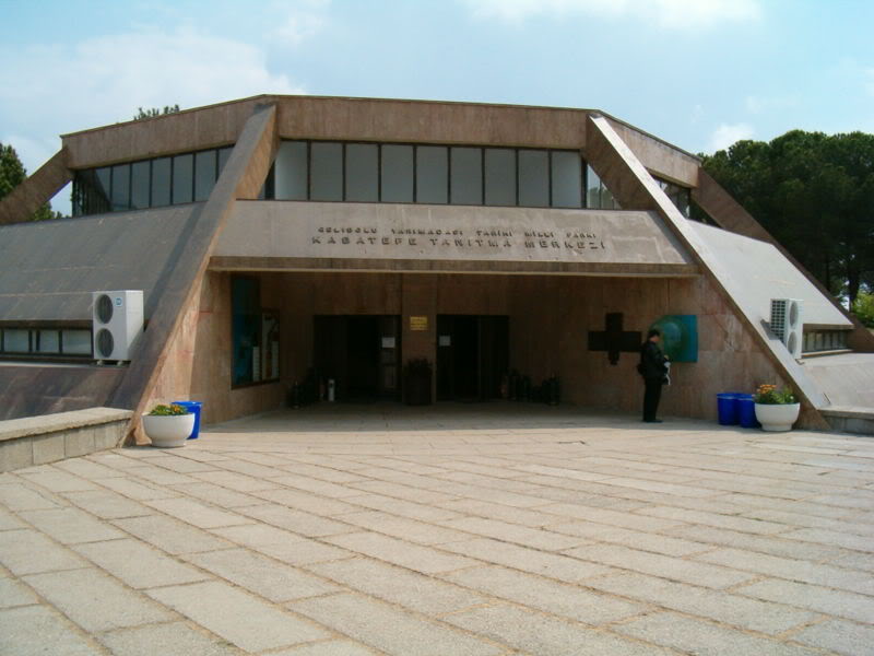 800px-Kabatepe_Mzesi.jpg
