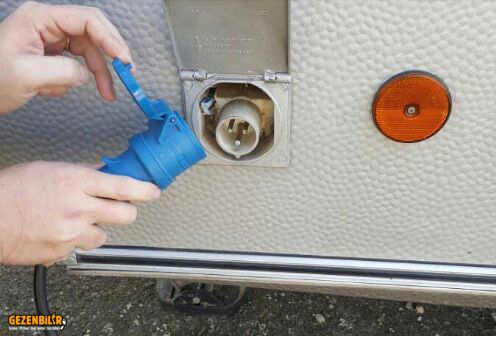 ADAPTER KARAVAN.PNG