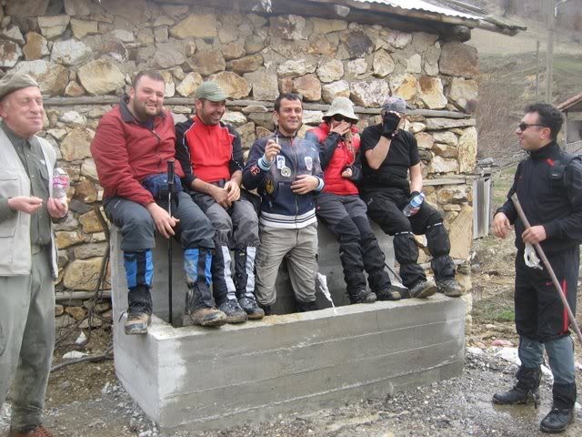 aksak20046.jpg