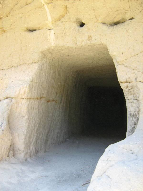 Aksaray-Greme060807022.jpg